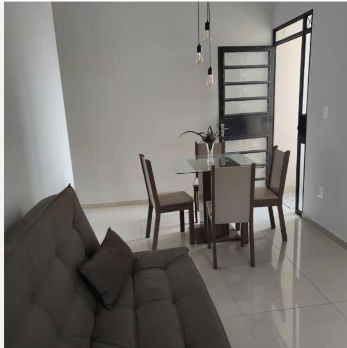 Um Lugar Pra Chamar De Seu Apartment เตเรซีนา ภายนอก รูปภาพ